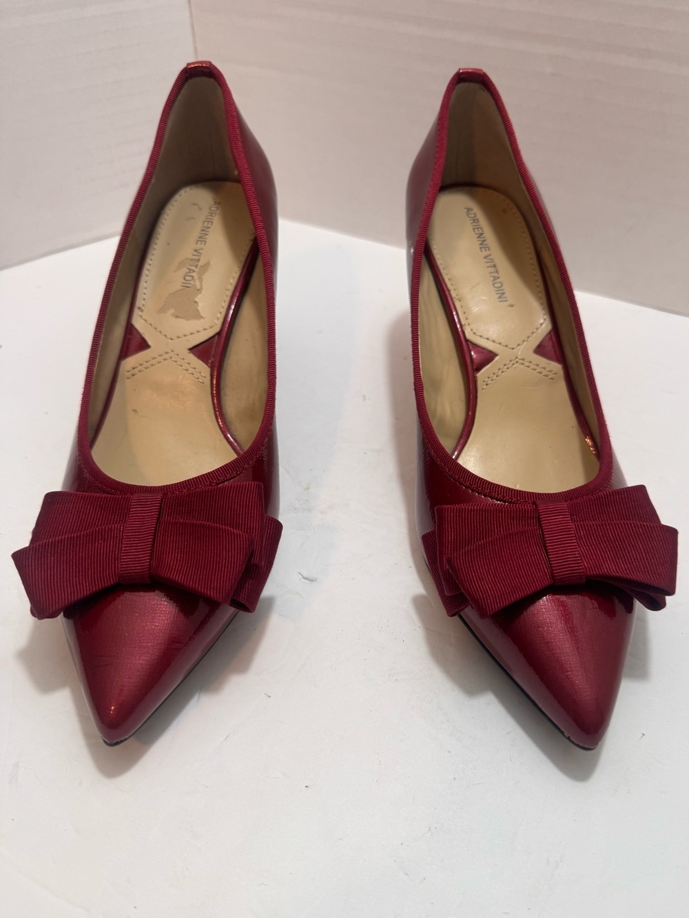 Adrienne Vittadini Selby Red Patent Leather Bow Kitten Heel Pumps Size 7M